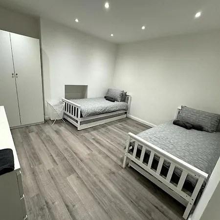 Apartment Great 3 Bedrooms Flat In Clapham