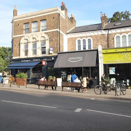 Nice Holiday Studio 15 Mins From Central * Londra