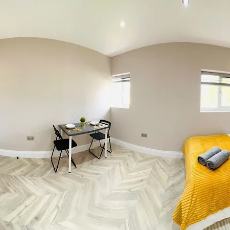 Affittacamere London Heathrow Airport Only 5 Mins To Airport West Drayton (Middlesex)