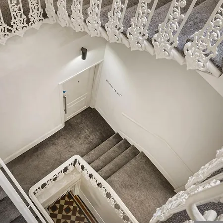 Apartman Modern At Inverness Terrace *