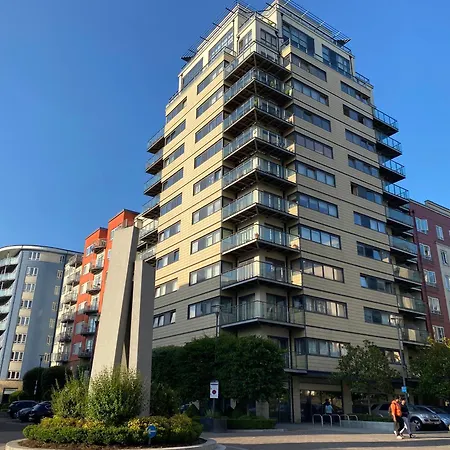 Modern Furnished 5 Min Walk To Underground Station Apartment Edgware