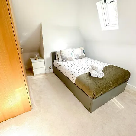 Detached House With Free Parking In Little Venice Near Paddington Hyde Park