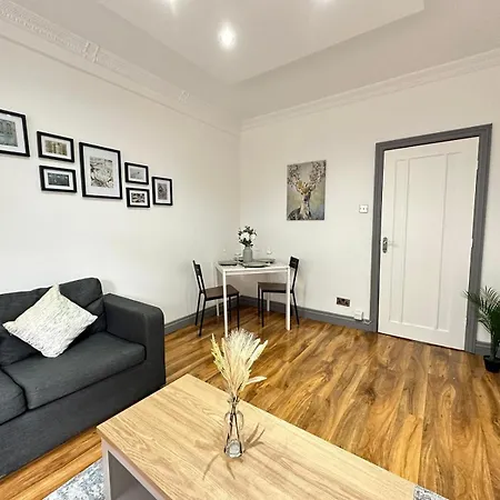 Stylish 1 Bedroom In Central * London