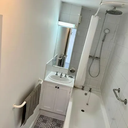 Apartment Chelsea Large 2 Bed 2 Bath Sydney Street Sw3 *