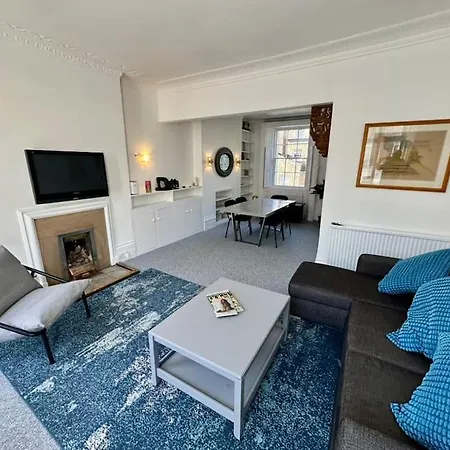 Apartment Chelsea Large 2 Bed 2 Bath Sydney Street Sw3 *