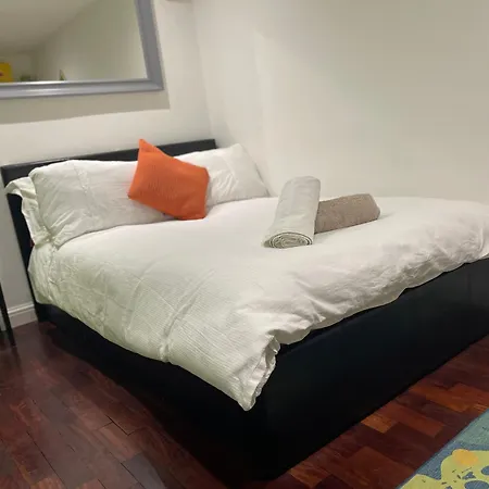 Penge Luxury Retreat *