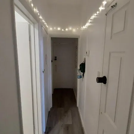 Apartment Gray's Road *