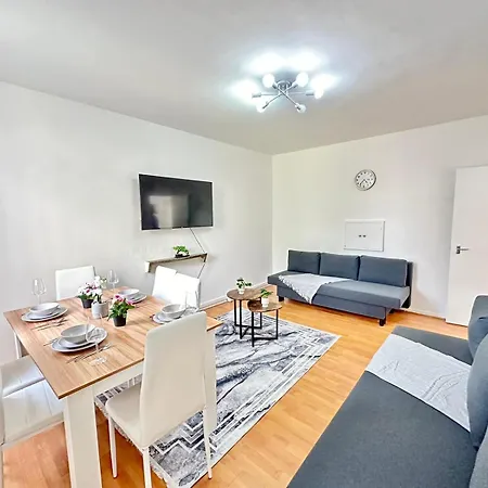 Lovely Two Bedroom In Paddington * Londýn