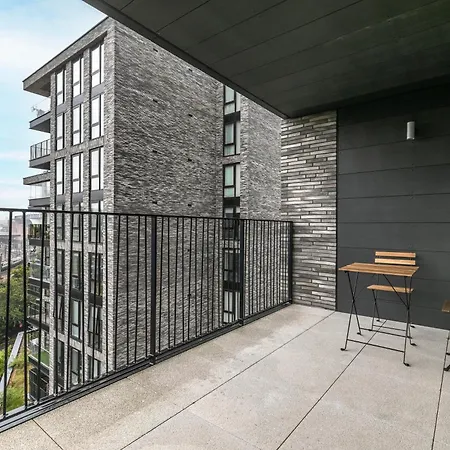 Kings Cross - Luxury 3 Bed Apartment, Private Balcony London