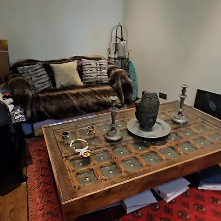 Stunning 5 Bedroom Putney House Holiday home