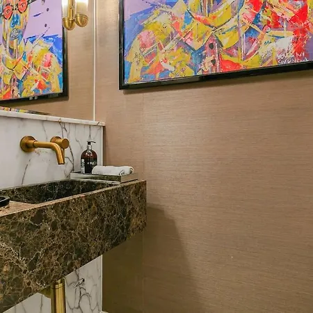 Ultra Luxury Holland Park *