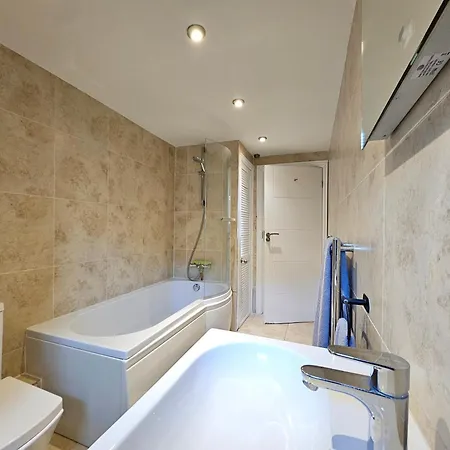 Apartment Trendy One Bedroom London