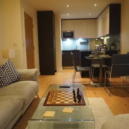 Apartment Modern Furnished 5 Min Walk To Underground Station Edgware