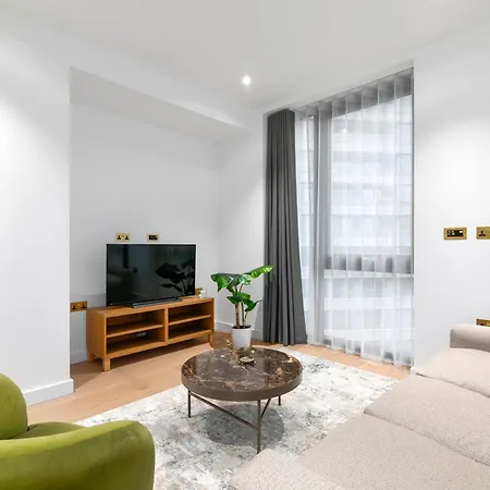 Apartment Kings Cross - Luxury 3 Bed Apartment, Private Balcony