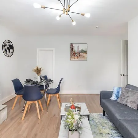 Crystal Palace Stylish Gem Slp 4 Next To Transport Apartamento *