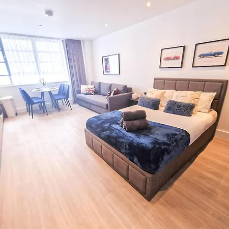 Modern & 3bedroom Flat With Pvt Balcony Steps From Regent's Park *