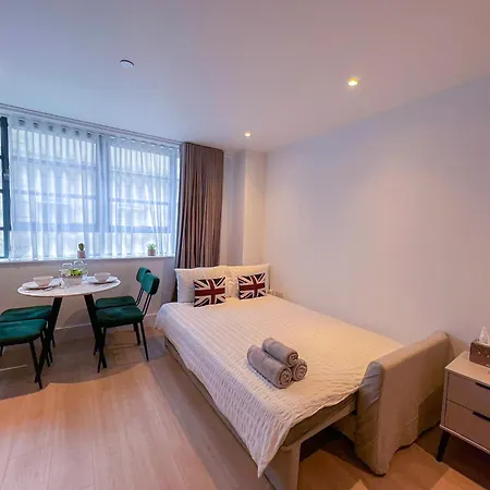 Modern & 3bedroom Flat With Pvt Balcony Steps From Regent's Park Apartment *