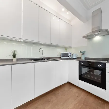 Appartamento Luxury 4 Bedroom Flat With Stunning Shard View From Terrace In London! Next To Station, Sleeps 9 *