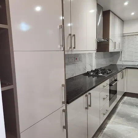 The London En-suite Ilford