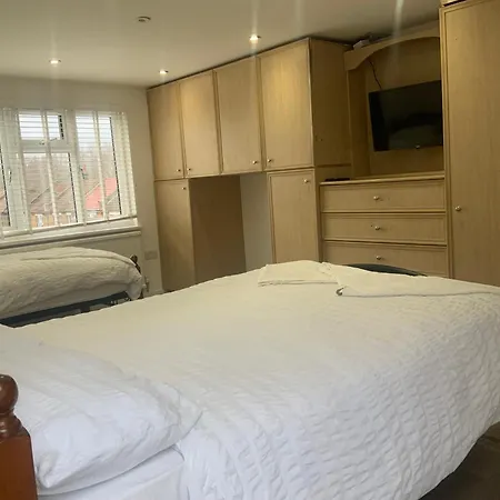 The London En-suite * Ilford