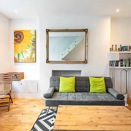 Farringdon Leo Loft Лондон