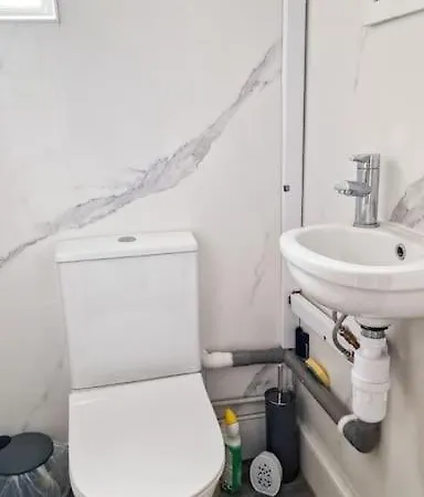5 Double Bed In Kings Cross * London