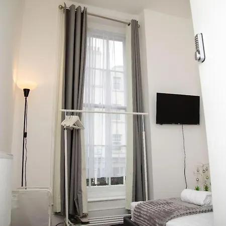 Apartment 5 Double Bed In Kings Cross