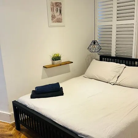 Apartment Cute & Quiet In The Heart Of Hampstead London