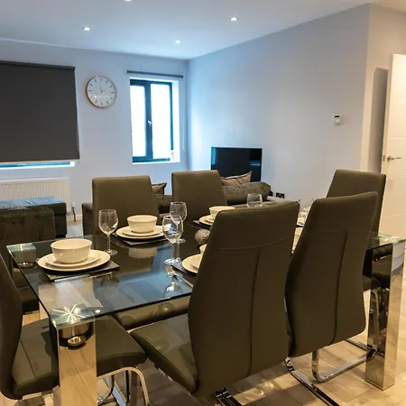 Apartmán 2-bedroom Flats Near Heathrow That Are Cozy Ciean Secure *