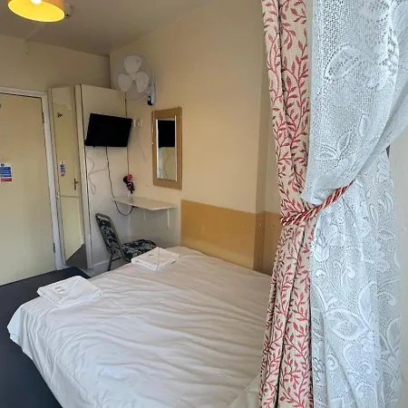 Earls Court Guest house London