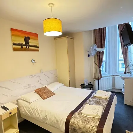 Earls Court Guest house