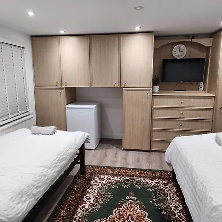 The London En-suite Hotel