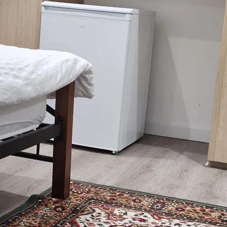 The London En-suite Hotel *
