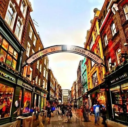 Apartamento Double Bedroom With Private En-suite Londres