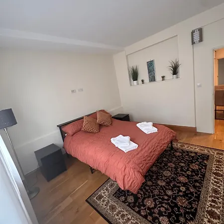 Bond Mayfair Apartment