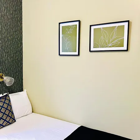 Caledonian Close To Camden & Kings Cross Guest house