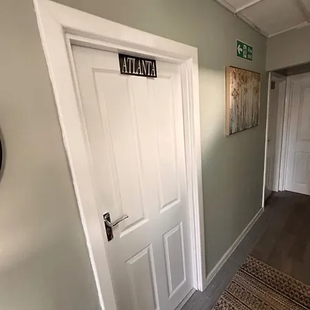 51 Lenham House