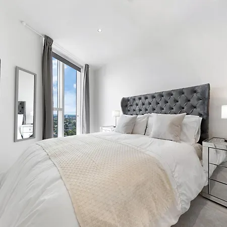 Apartmán 18th Floor Luxury 2 Bedroom, 2 Bathroom Sky View With Rooftop Access & Gym! Unbeatable Experience & Extreme Value! *
