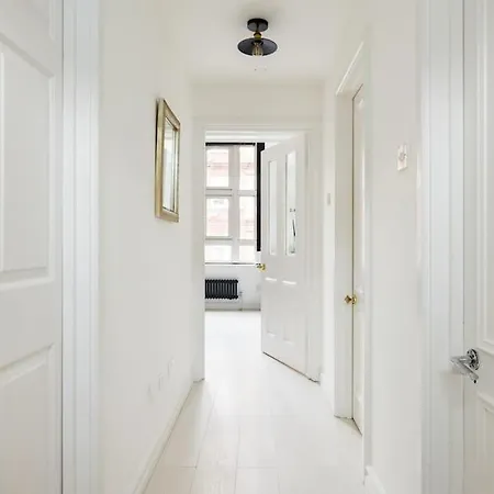 Stylish 2 Bed Loft With Terrace 2 Min From Tube Apartmán Londýn
