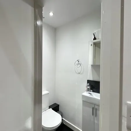 48b * Londýn