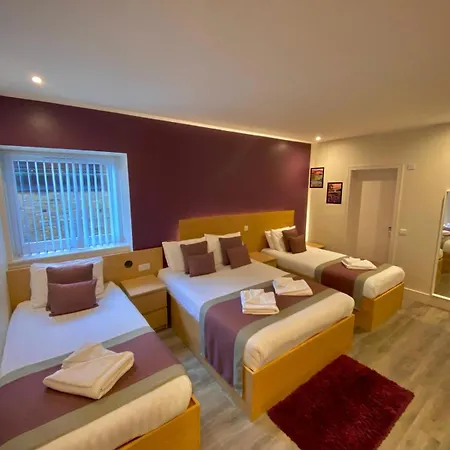 Holtwhites Hotel Enfield