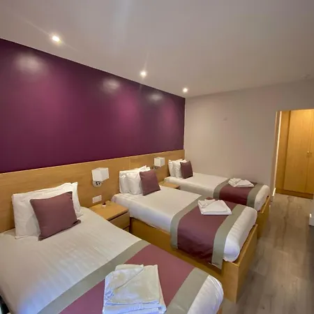 Holtwhites Hotel 3*
