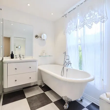 The Kensington Designer's Retreat - Modern 1bdr Flat Apartamento