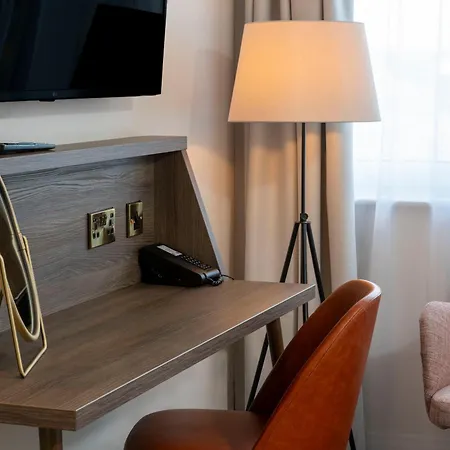 London Aerodrome Hotel, Bw Signature Collection Croydon