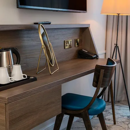 London Aerodrome Hotel, Bw Signature Collection 4* Croydon
