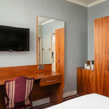 London Aerodrome Hotel, Bw Signature Collection Hotel