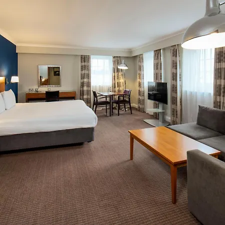 London Aerodrome Hotel, Bw Signature Collection Hotel Croydon