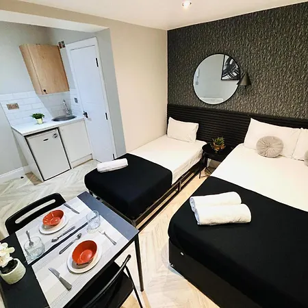 Heathrow Airport West Drayton (Middlesex)