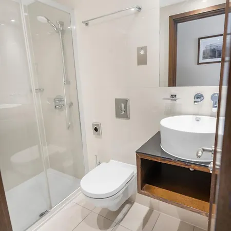Lha Paddington Hostel *