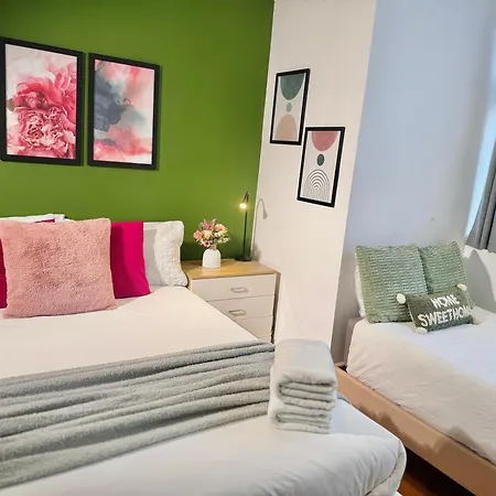 En-suites With Free Parking 30min To Londra